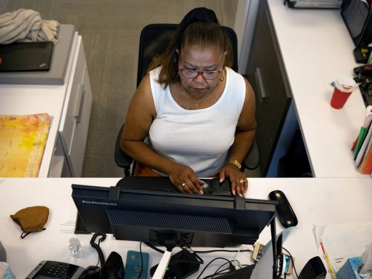 Le travail hybride s’améliore pour les femmes, mais les employeurs manquent toujours de flexibilité