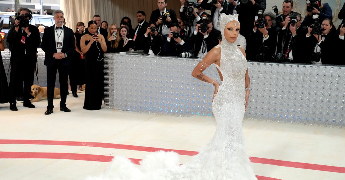 Doja Cat s'habillant en chat était le point culminant du Met Gala
