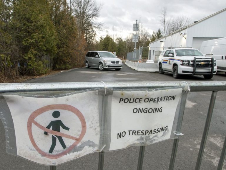 Trois migrants renvoyés au Canada après avoir traversé un pont ferroviaire américain