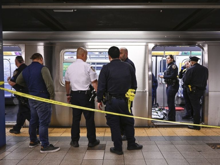 Un homme tué par étranglement dans le métro de New York, selon un examinateur