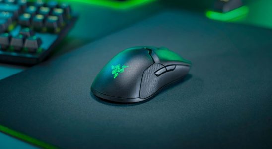 La souris de jeu Viper Ultimate de Razer vaut désormais mieux que la moitié du prix