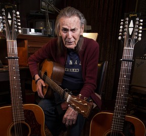 Gordon Lightfoot dans sa salle de musique de sa maison Bridle Path à Toronto, le 4 février 2020.