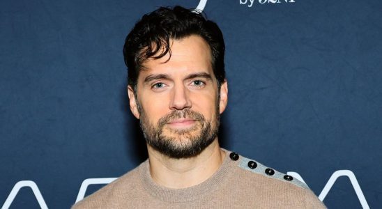 Henry Cavill décroche le prochain rôle principal au cinéma alors qu'il retrouve Guy Ritchie