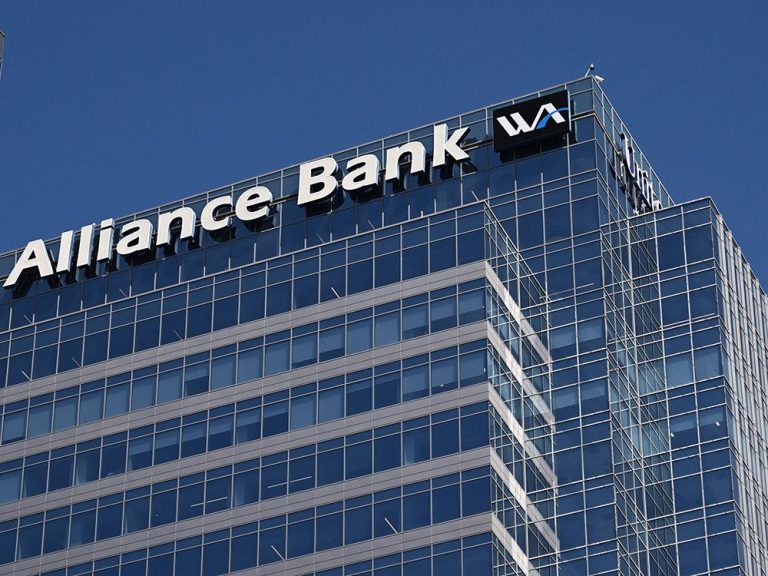 Les actions de PacWest chutent de 60 %, Western Alliance de 40 % alors que davantage de prêteurs sont entraînés dans la tourmente bancaire