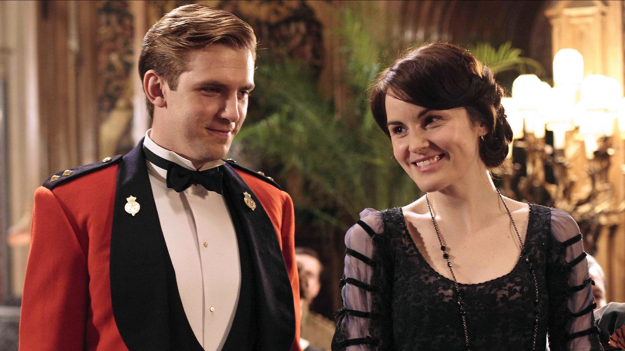 Dan Stevens comme Matthew Crawley et Michelle Dockery comme Lady Mary dans Downton Abbey