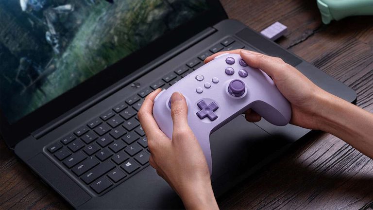 Le nouveau contrôleur PC super abordable de 8BitDo est disponible en précommande maintenant
