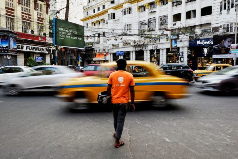 Invesco réduit de moitié la valorisation de Swiggy à 5,5 milliards de dollars