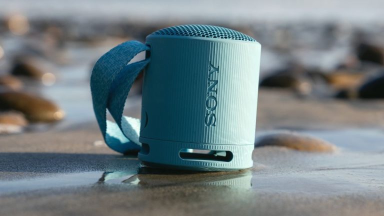 Le nouveau haut-parleur Bluetooth portable de Sony est prêt à être mouillé