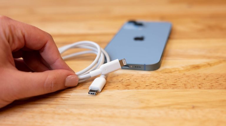 Prenez un câble Anker USB-C-to-Lightning pour seulement 9 $ aujourd’hui