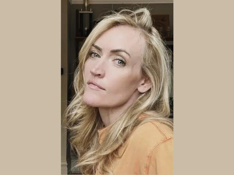 Heather Armstrong, maman blogueuse connue sous le nom de Dooce, est décédée à 47 ans