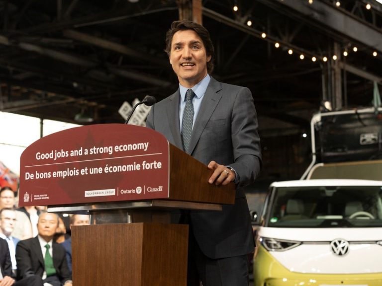 La subvention massive de 13 milliards de dollars de Trudeau à Volkswagen remporte le soutien d’un sondage