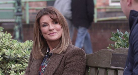 Coronation Street organise le retour de Linda Hancock alors qu'Izzy Armstrong redoute son arrivée