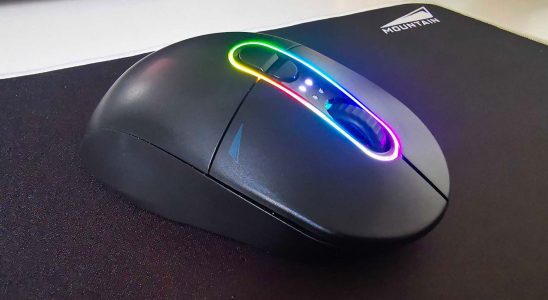 Test du Mountain Makalu Max – une puissante souris modulaire