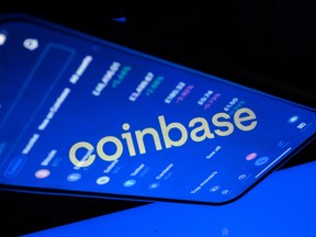 Coinbase, le plus grand échange de crypto aux États-Unis, affirme avoir signé un engagement de pré-enregistrement, ou PRU, avec les régulateurs canadiens