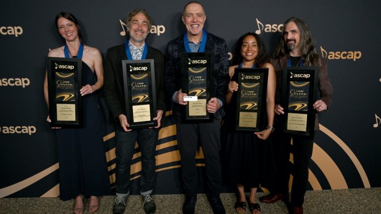 Les partitions de "Non", "White Lotus", "God of War : Ragnarok" remportent les honneurs aux ASCAP Screen Music Awards
	
	
