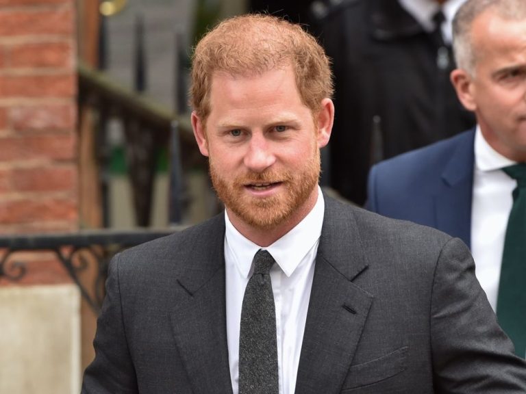 Le représentant du prince Harry nie avoir une chambre d’hôtel de luxe pour rester seul près de chez lui