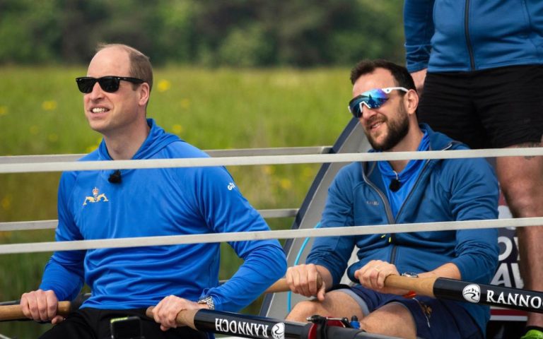 Le prince de Galles révèle son passé d’aviron lors d’une visite à Eton