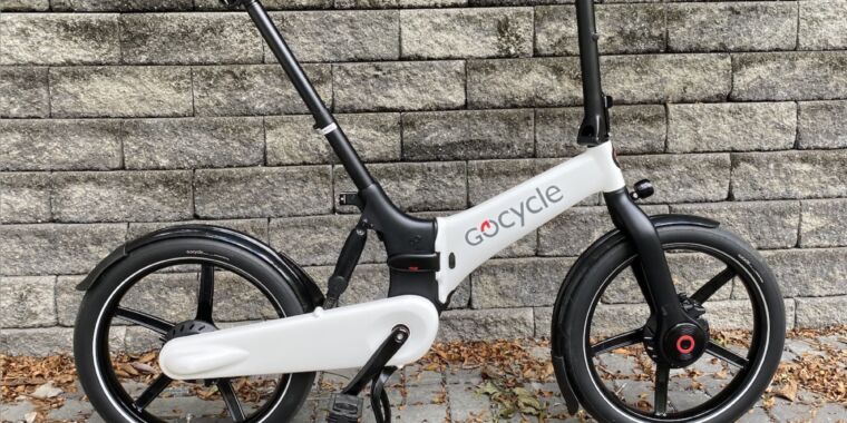 Au-dessus du pli : les personnes derrière le Gocycle G4 ont pensé à tout