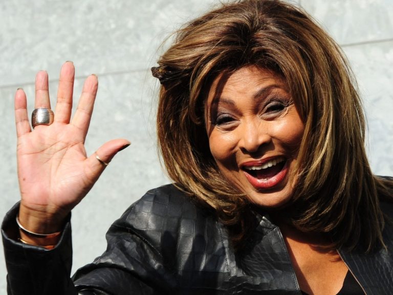 Tina Turner craignait que son fils Ronnie n’hérite des tendances violentes de papa Ike