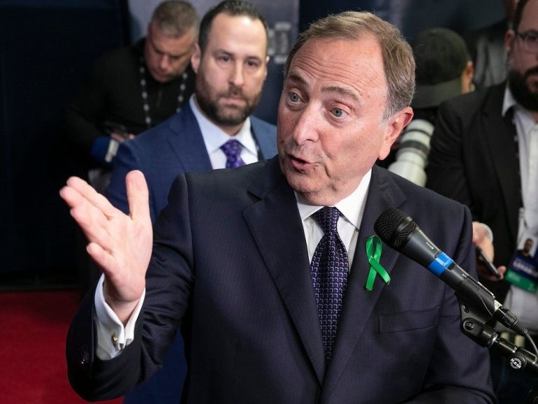 TODD : Hey Bettman, où est ce rapport d’enquête ?