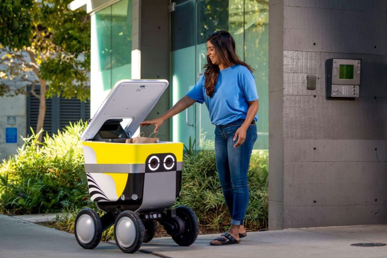 Serve Robotics va déployer jusqu’à 2 000 robots de livraison sur trottoir sur Uber Eats