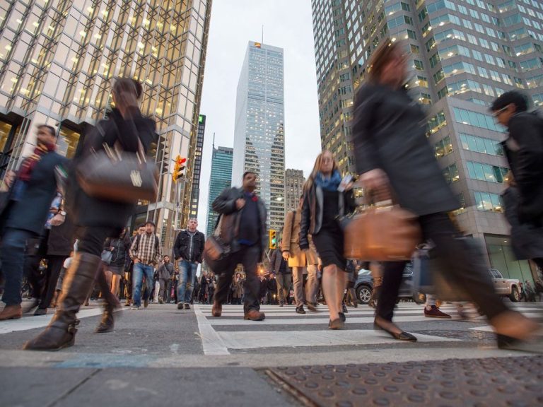 La croissance de l’économie dépasse les attentes de Bay Street et de la Banque du Canada