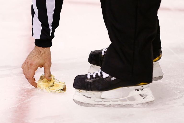 Un fan chanceux peut marquer gros pour manger des hot-dogs lors de la finale de la Coupe Stanley