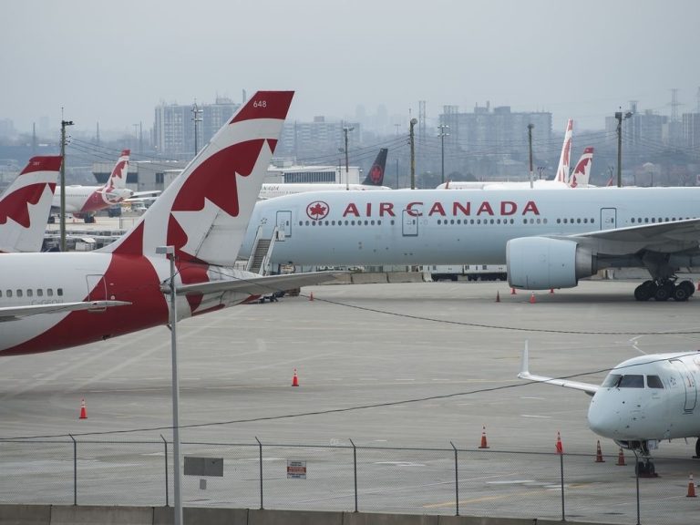 Air Canada immobilise brièvement ses vols en raison d’un problème de système informatique