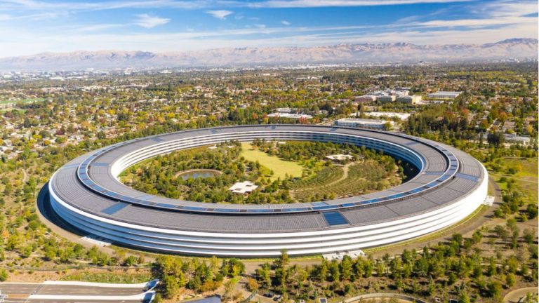 Apple ne veut pas que ses employés utilisent ChatGPT au cas où ils dévoileraient des secrets d’entreprise