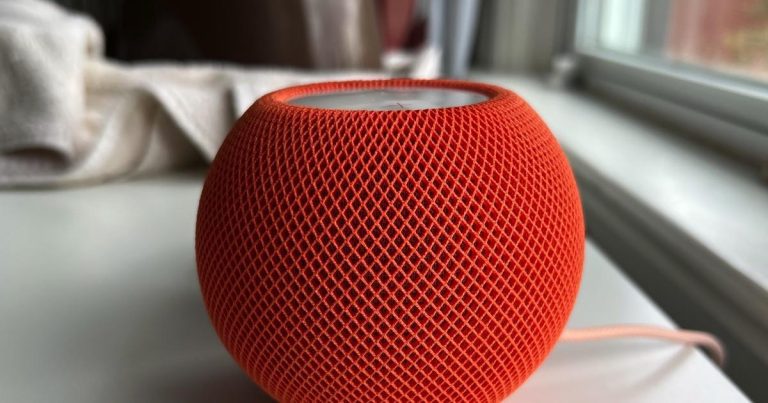 Après deux ans de mises à jour, le HomePod mini est en fait plutôt bon