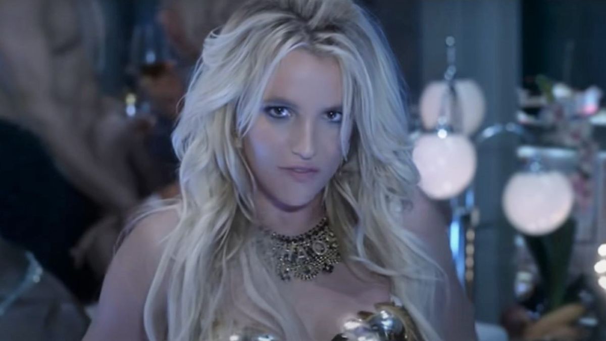 Après que l'avocat de Britney Spears ait critiqué ses managers pour avoir pris des millions, il est maintenant confronté à de grandes questions
