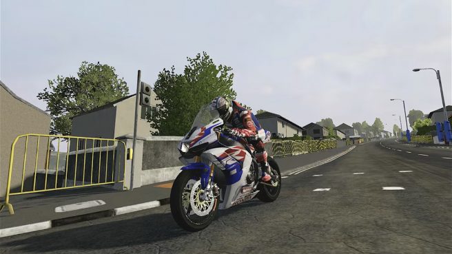 TT Isle of Man Ride on the Edge 3