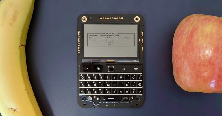 Beepberry est un jouet de bricolage pour clavier Blackberry du fondateur de Pebble