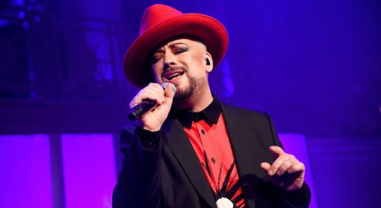 Boy George sur le marché de Cannes et son désir d'agir davantage : je devrais être le « dinosaure gay » dans chaque film d'animation que les plus populaires doivent lire