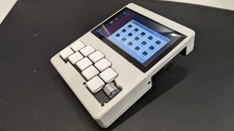 Chonky Pocket Raspberry Pi Handheld utilise 10 touches pour tout taper