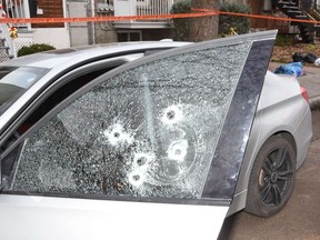 Une photo de scène de crime prise par la police de Montréal après que Frantz Louis a été tué à Villeray le 19 novembre 2020.