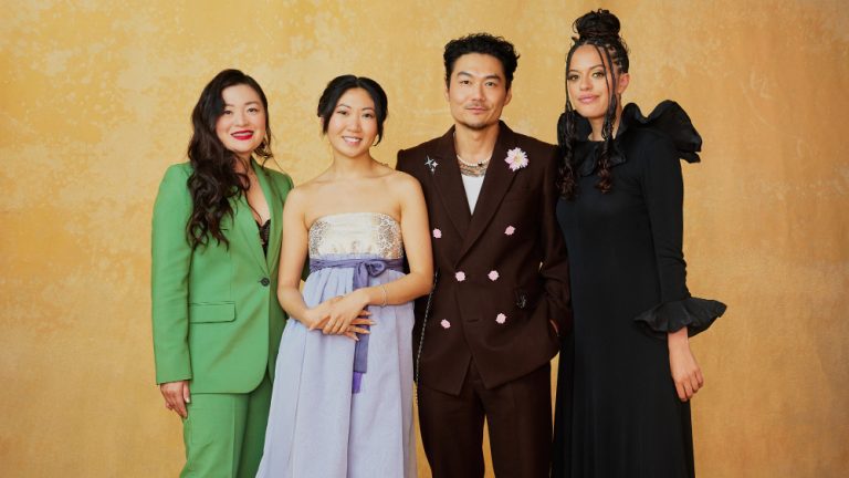 Gold House, WME Partner in Equity Fund and Broad Mentorship Program for Asian Pacific Creatives Les plus populaires doivent être lus Inscrivez-vous aux newsletters Variety Plus de nos marques
	
	
