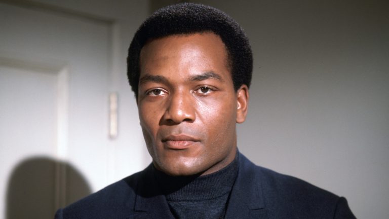 Jim Brown était un acteur et un athlète pionnier - et un être humain profondément compliqué
