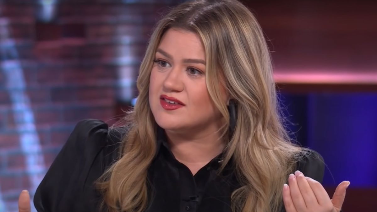 Kelly Clarkson on The Kelly Clarkson Show