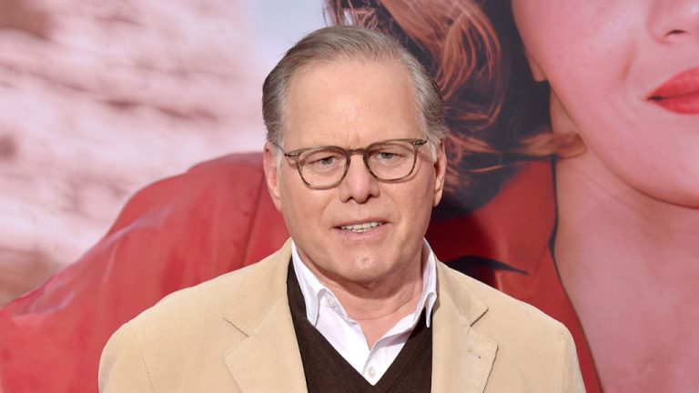 La Writers Guild s'apprête à piqueter l'ouverture de l'université de Boston contre David Zaslav, conférencier restant en 2023
