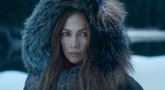 La mère réalisatrice Niki Caro parle de Jennifer Lopez en tant que "force de protection primordiale" [Exclusive Interview]