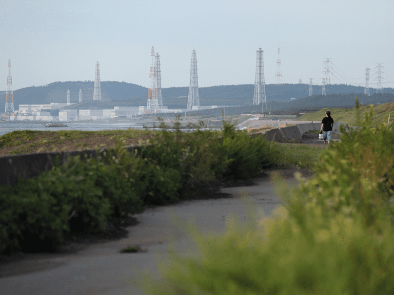 La plus grande centrale nucléaire du monde pourrait rester fermée en raison de papiers laissés sur le toit d’une voiture