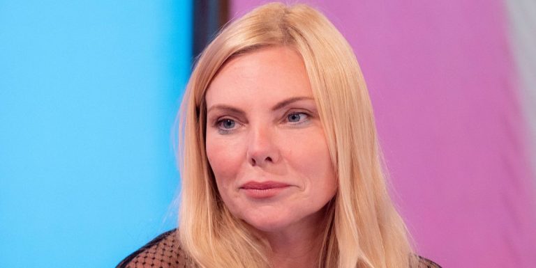 La star d'EastEnders, Samantha Womack, détaille un traitement "brutal" contre le cancer

