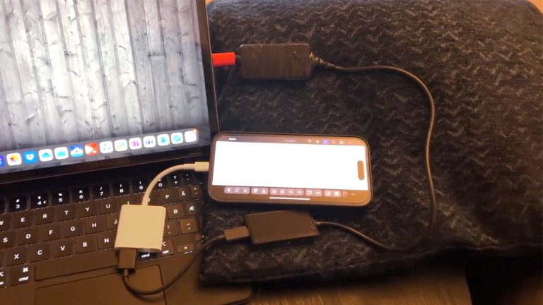 L’adaptateur Raspberry Pi envoie l’entrée du clavier de l’iPad via HID aux appareils