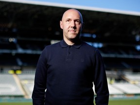 Le directeur technique de Portland Timbers, Jack Dodd, pose pour une photo à Portland, Oregon, le samedi 13 mai 2023. Dodd, un membre important du front office du Toronto FC qui a aidé à construire le club de paillasson MLS à champion, est parti rejoindre le Portland Timbers comme directeur technique.  Dodd a passé neuf ans à Toronto, plus récemment en tant que directeur général adjoint du personnel des joueurs et du dépistage.  Dodd a observé le monde pour le TFC, aidant à identifier et à acquérir les anciens MVP de la MLS Sebastian Giovinco et Alejandro Pozuelo ainsi que le milieu de terrain espagnol Victor Vazquez.