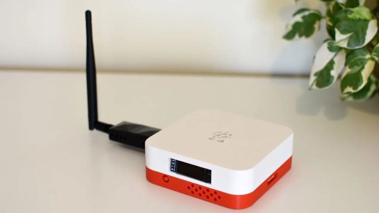 Le routeur de voyage Raspberry Pi prend le Wi-Fi en déplacement