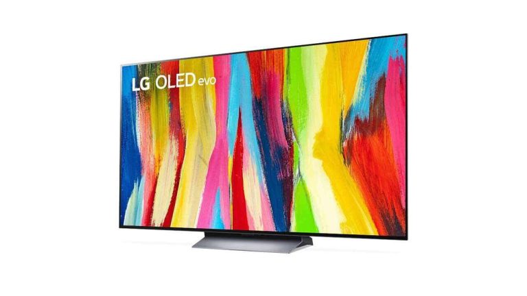 Le téléviseur LG C2 OLED 65 pouces bénéficie d'une remise importante, idéale pour PS5 et Xbox
