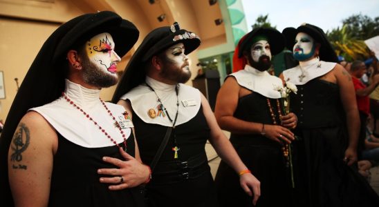 Les Dodgers s'excusent et annulent l'interdiction du groupe Drag les Sisters of Perpetual Indulgence