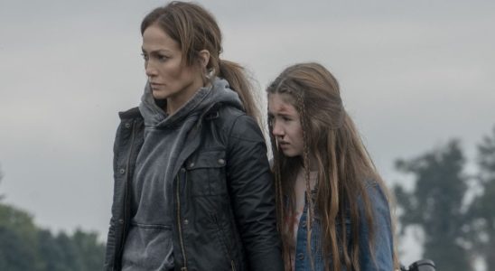 Les critiques de la mère sont là, et les critiques disent la même chose à propos du film d'action Netflix de Jennifer Lopez