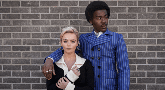 Ncuti Gatwa and Mollie Gibson dressed in swinging 60s clothes as The Doctor and Ruby Sunday